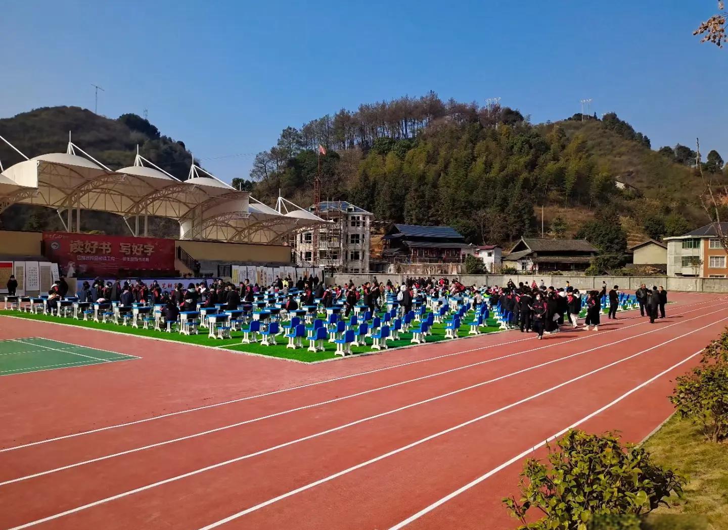 中卫市硅PU塑胶跑道材料 - 价格